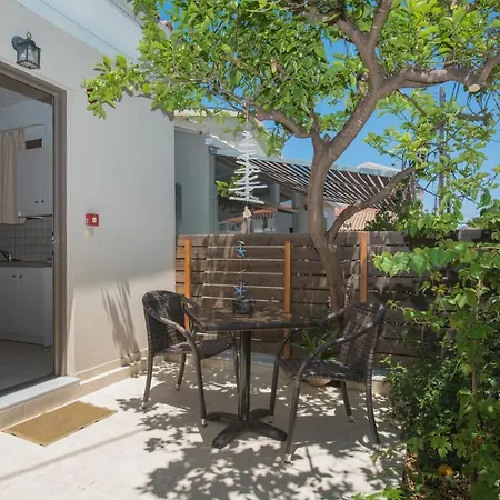 Casa Dina Apartment *